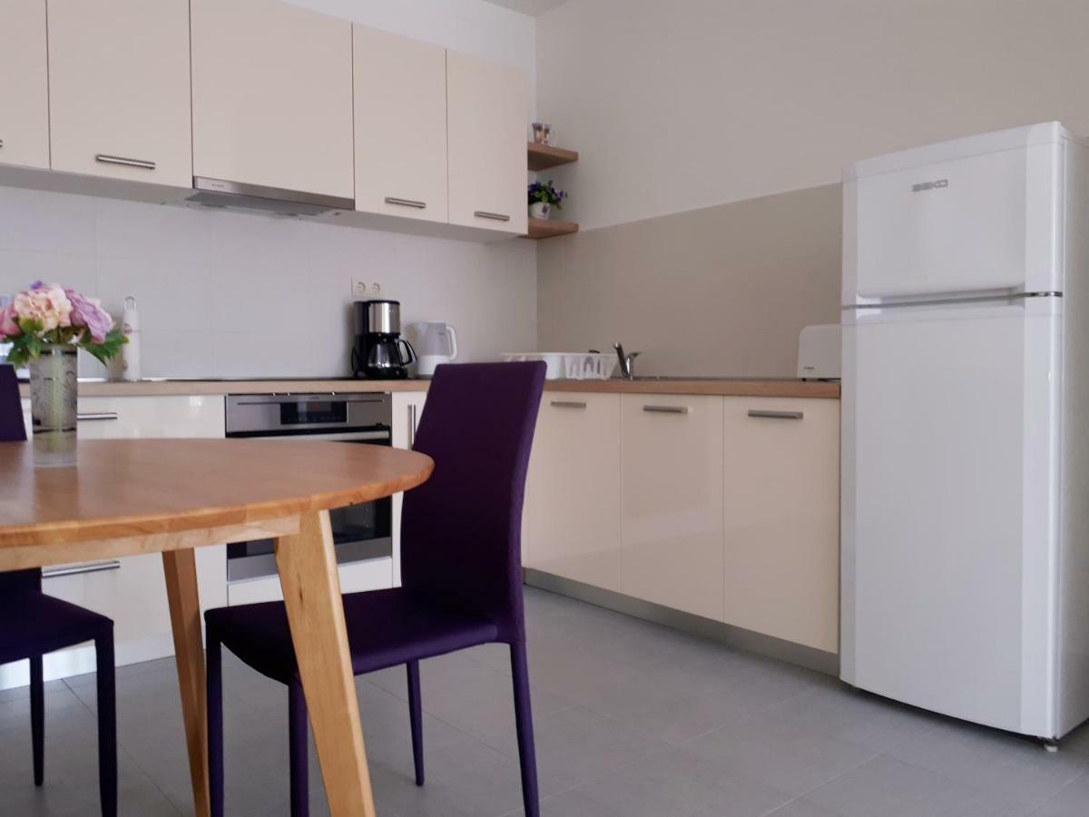 Mariloo Apartment Split Exterior foto